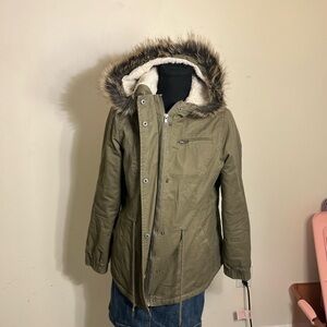 Forever 21 Olive Green Hooded Parka Jacket with Faux Fur Trim